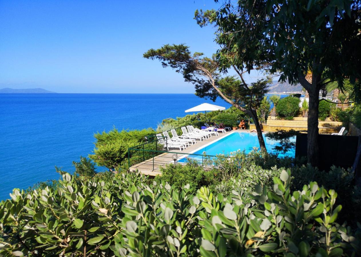 Villa Anita Apartments Capo dʼOrlando Dış mekan fotoğraf