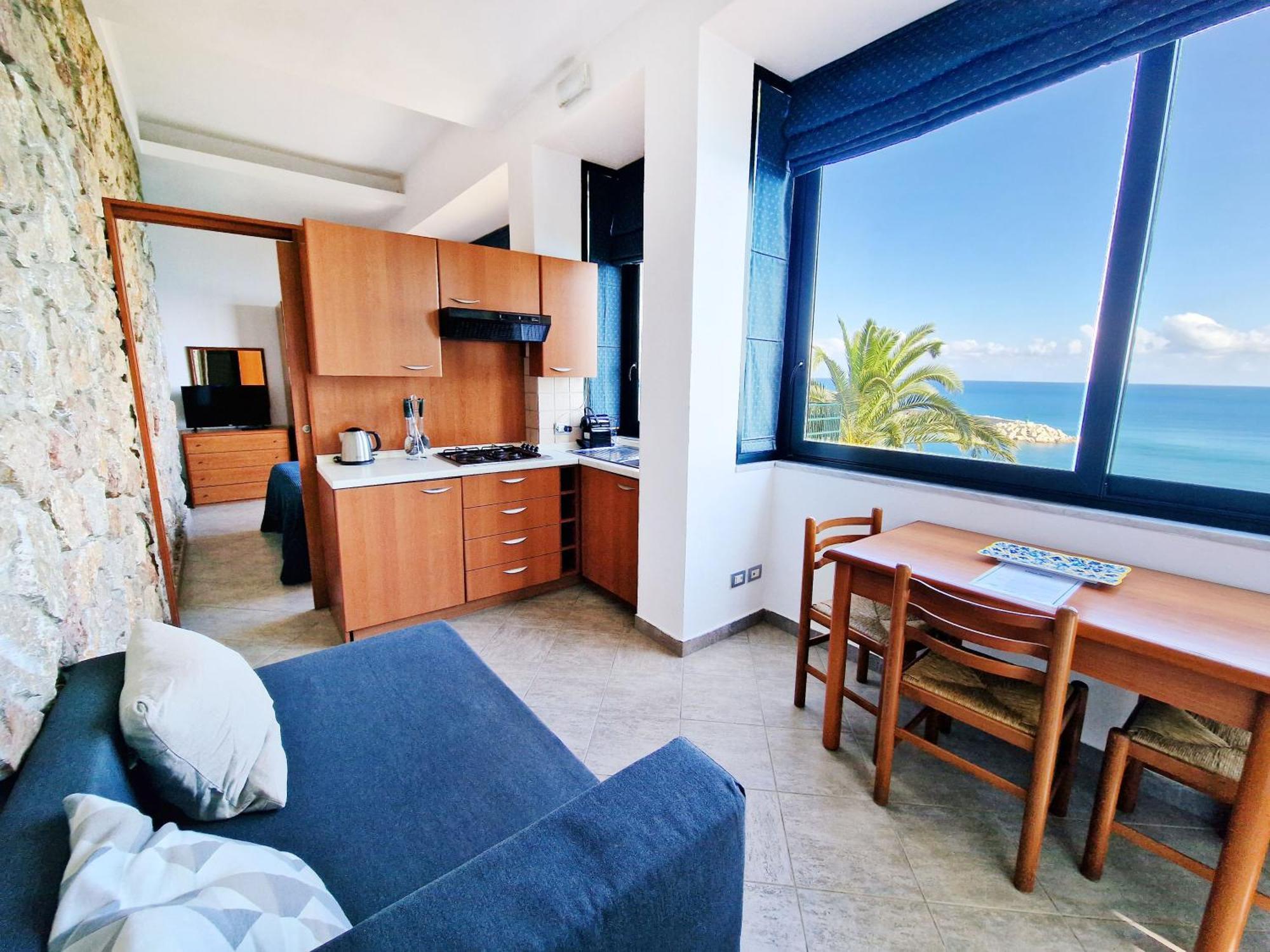 Villa Anita Apartments Capo dʼOrlando Dış mekan fotoğraf