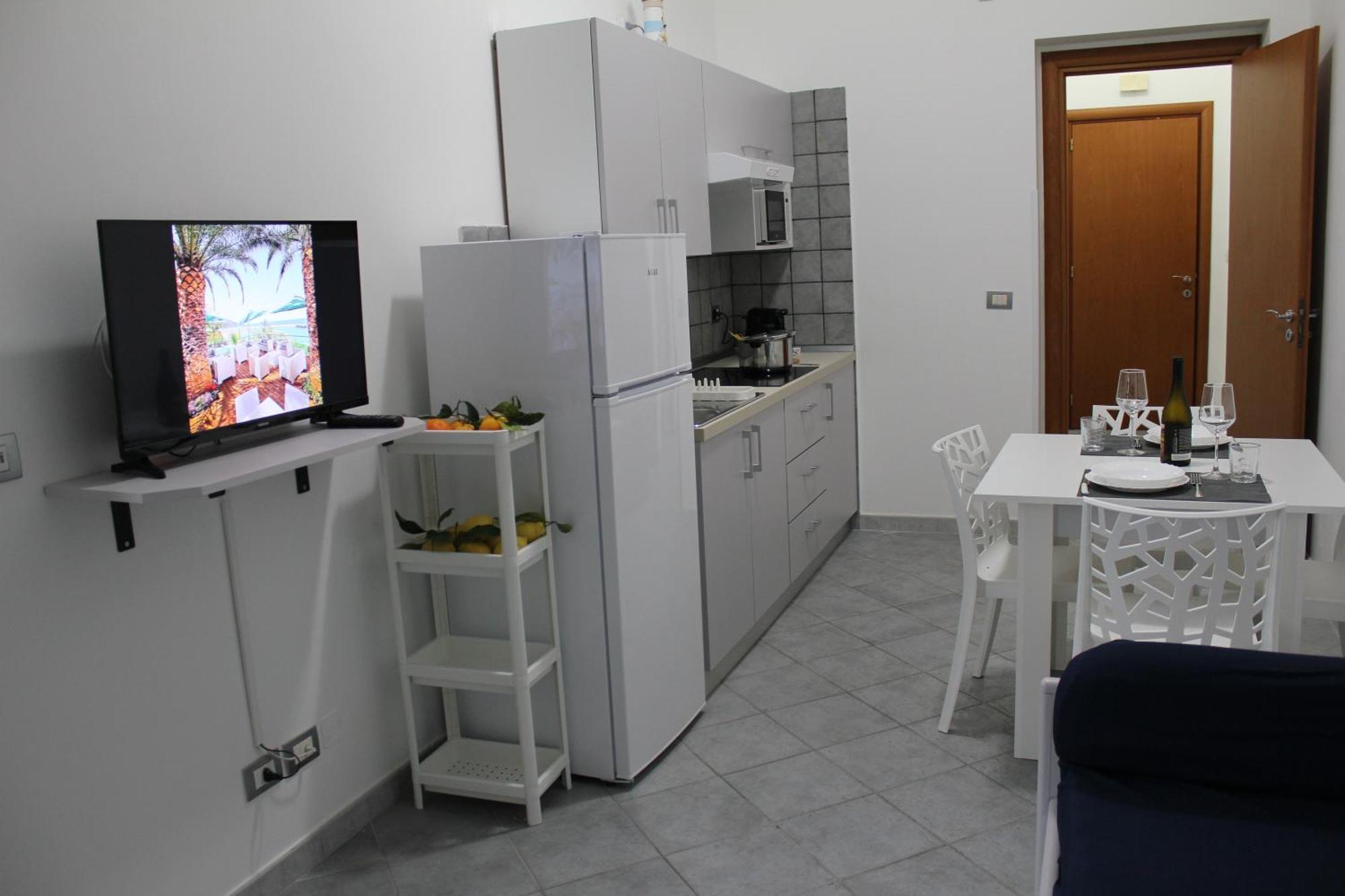 Villa Anita Apartments Capo dʼOrlando Dış mekan fotoğraf